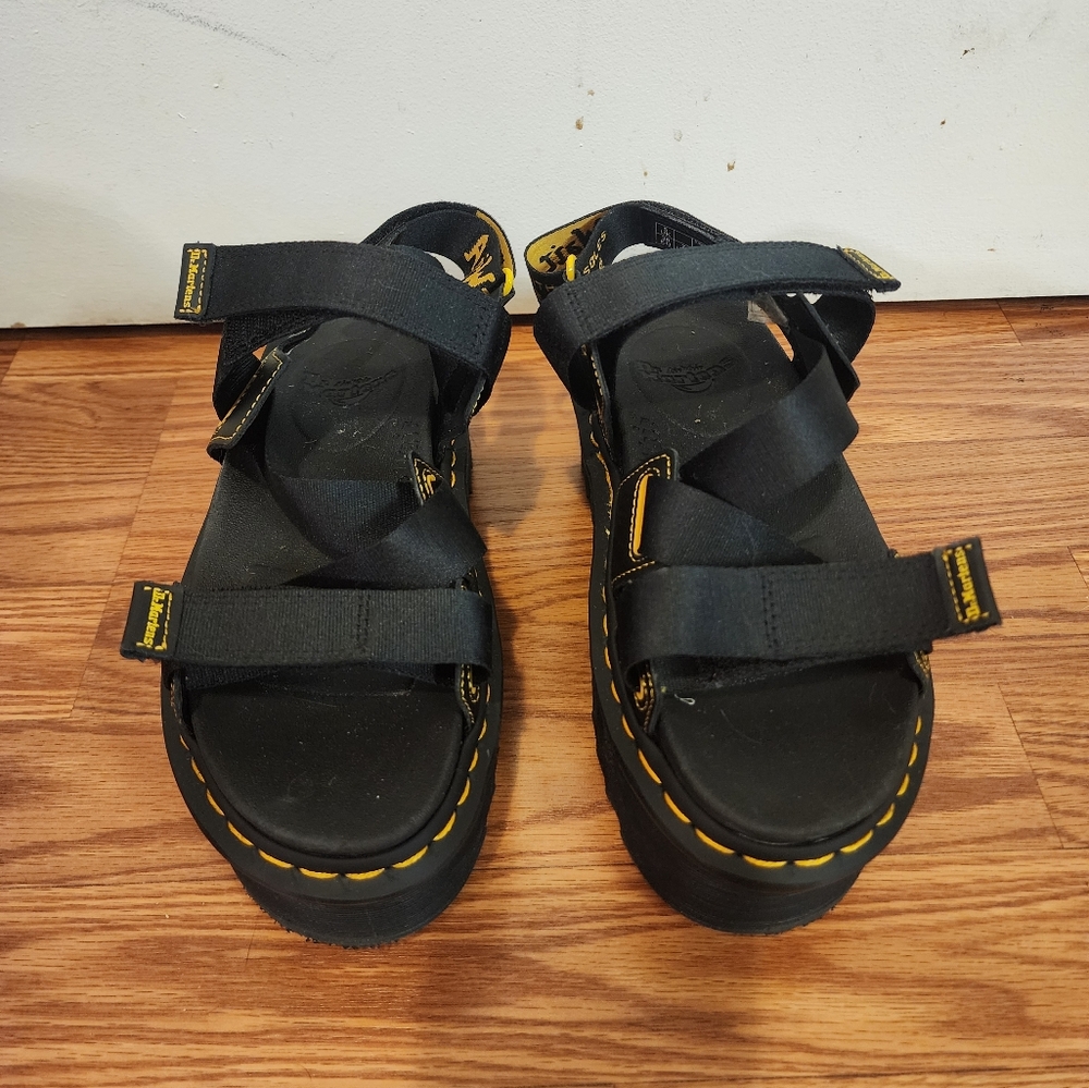 Dr Martens Velcro Strap Platform Sandals SIZE 7 - Picture 2 of 5